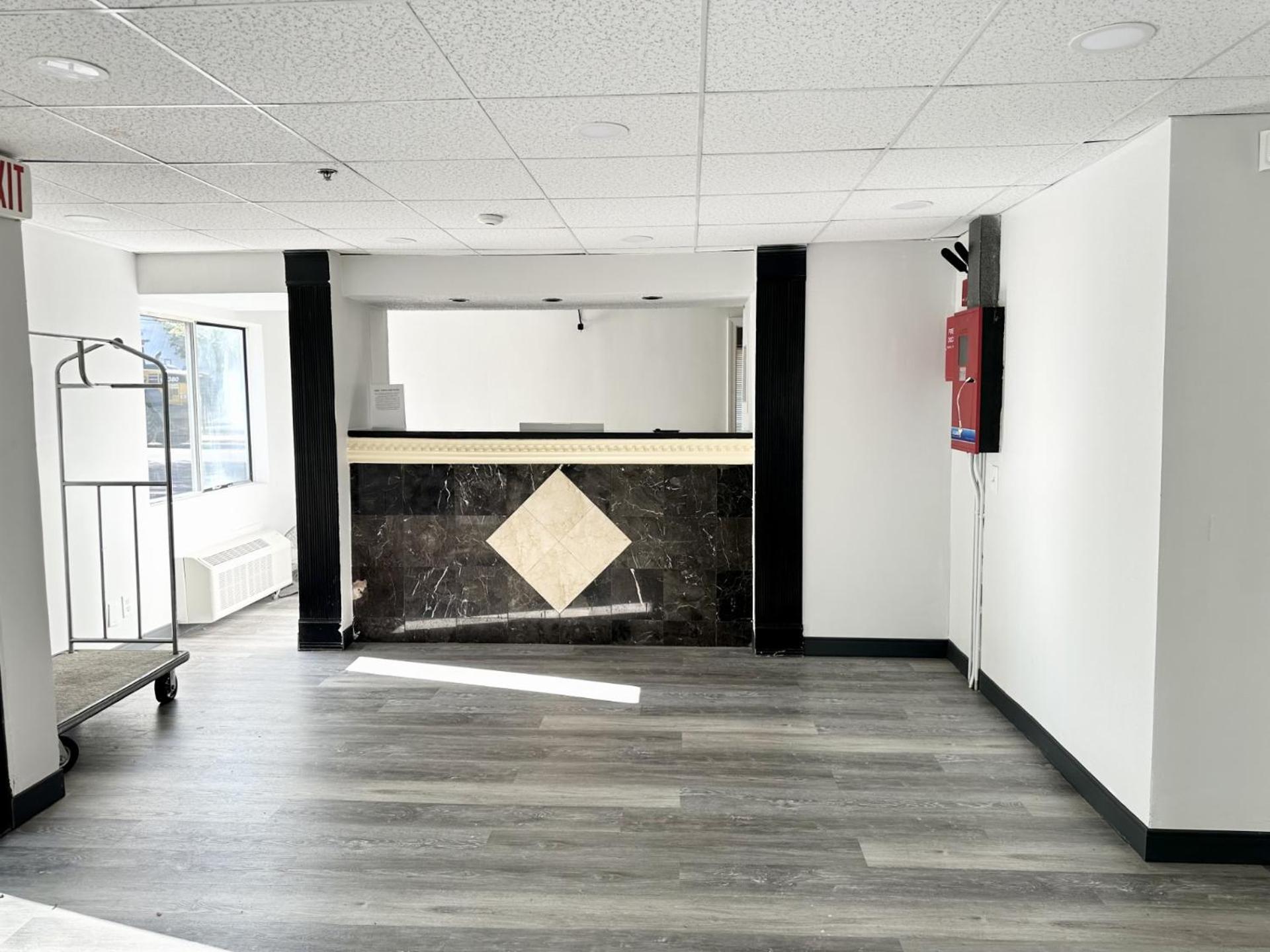 Baldwin Inn And Suites 웨스트 스프링필드 외부 사진